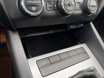 Prodám ŠKODA Octavia 3 Combi 1.4TSi Style Plus - 20