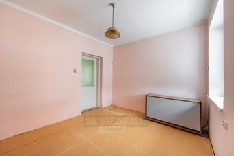 Prodej OV bytu 3+1, 81 m2, byt se zahradou a garáží, Horní B - 20