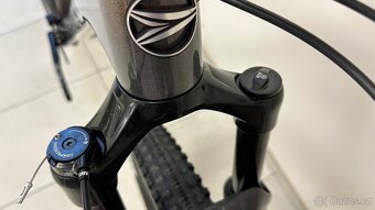 NOVÉ KARBON horské kolo SILVERBACK, 29¨, pro jezdce od 170cm - 20
