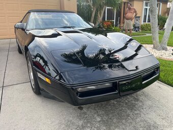 1986 chevrolet corvette c4 official pace car - 20