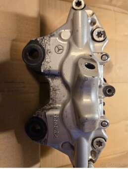 AMG Brzdy W211 S211 C219 55 AMG (Brembo) - 20