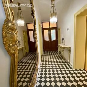 Prvorepubliková vila 3byty vícegenerač.nájemní dům investice - 20