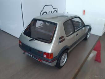Chevrolet,Ford,Dodge,Audi,Renault,BMW a Peugeot   1:12  Otto - 20