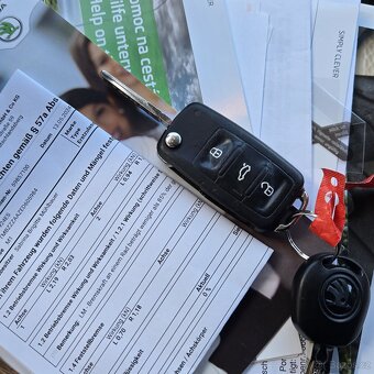 ŠKODA CITIGO 1,0 MPi 2014 5ti DV.  KLIMA, + KOMPLET NOVÝC - 20