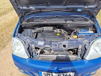 Opel Meriva 1.6 benzín - 20