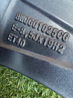 Audi A4 S4 B9 - AUDI ROTOR 245/35 R19 LETNÍ ORIGINÁLNÍ SADA - 20