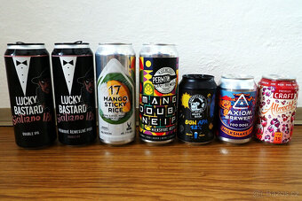 Sběratelské prázdné lahve + pivní lahve a plechovky - 20