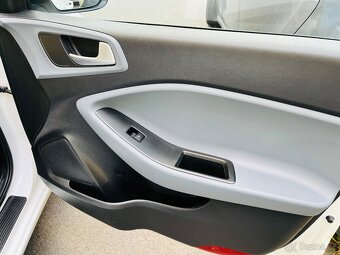 HYUNDAI i 20 1.2 i BENZÍN 55 kW NAJETO JEN 49 TIS KM - 20