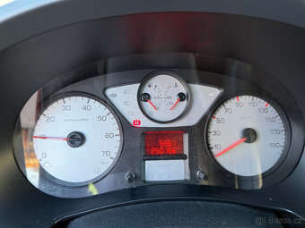 Peugeot Partner Tepee 2008 benzin - 20