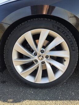 Škoda Superb 3 kombi 2.0 tdi 110kw - 20