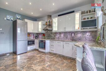Prodej rodinného domu, 218 m², Psáry, ul. Pod Skalkou - 20