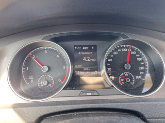 VW Golf MK7,1.6TDI 81KW,hatchback,5dvéř,2015,167xxxkm,tažné - 20