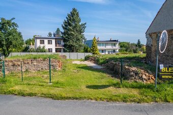 Prodej stavebního pozemku o velikosti 1722 m2 - 20