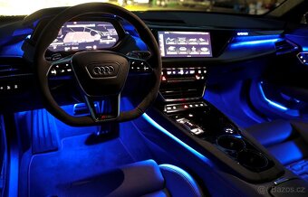 Audi RS e-tron GT, Masáž/HUD/Noční Vidění/SKLADEM - 20