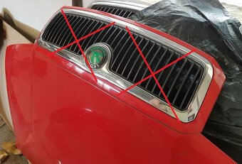 Přední blatníky Fabia I, červené 8180 + kapota - 20