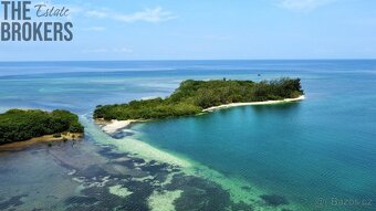 Bailey's Caye Old Port Royal, Roatan - 20