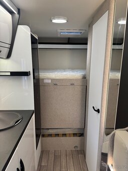 Forster A699DVB - 6míst jízda / 8 lůžek - 20