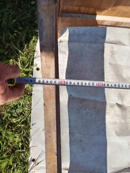 Válendy, skříňky, postele, staroýitmé postele po prababičce - 20