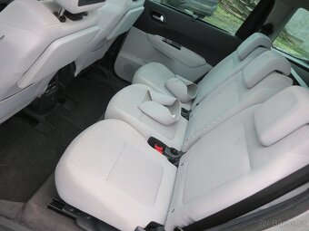 Peugeot 5008 2.0 HDI 120kW CZ SERVISKA 2.MAJITEL - 20
