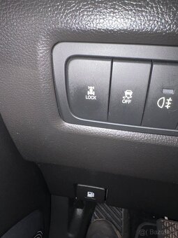 Ssangyong Korando 2.0 D Sapphire 4x4 - 20