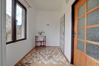 Prodej rodinné domy, 180 m2 - Hostinné, ev.č. 501 - 20