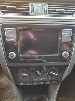 Rapid 1.0TSI 70kW (143tkm) pěkný stav - 20