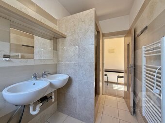 Prodej rodinného domu v obci Svratka - 20