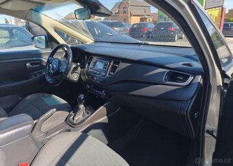 Kia Carens 1.6 GDI Klima, Panorama benzín manuál 99 kw - 20