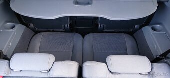 Ford Grand C-Max,1,6i,TITANIUM,7Míst. - 20