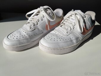 Nike court vision low - č. 39 - 20