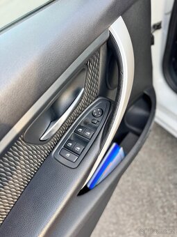 BMW Řada 3, 318d XDrive manuál F31 F30 Ojeté, 3/2015, - 20