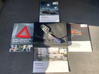 BMW Řada 7 F01 750i V8 330kW X-Drive M-paket - 20