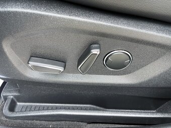 Ford S-Max 2.0 TDCI 110 kW navi 7 míst - 20