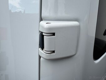 Opel Vivaro 75KW COMFORT L3H1 2.8T 1 MAJITEL 28000KM - 20