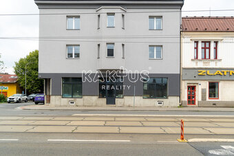Pronájem nového  podkrovního bytu 3+kk,  ulice Oblá (70m2),  - 20