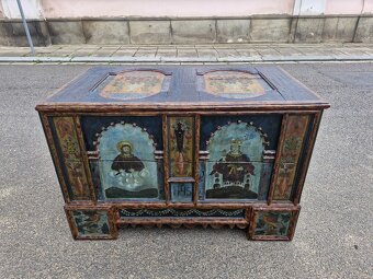 Komoda, malovana truhla, intarzovany pribornik - 20