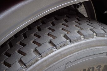 TŘÍSTRANNÝ SKLÁPĚČ + HYDRAULICKÁ RUKA - MERCEDES AXOR 18T - 20