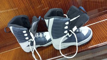 Kvalitní set pro pány lyže,hůlky, přeskáče - možný dovoz - 20