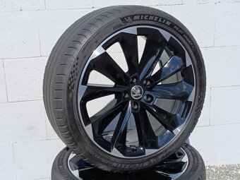 Pěkná orig alu kola Supernova, Š Superb Michelin 235/40/19 - 20