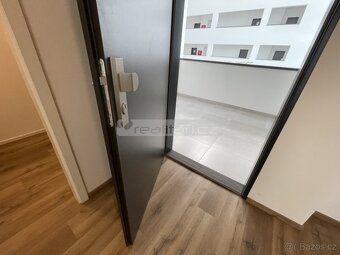 Pronájem novostavby bytu 2+kk s parkovacím stáním, Plzeň-Skv - 20