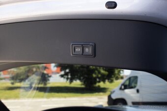 Audi A6 Avant 2.0 TDI DPF ultra S tronic - 20