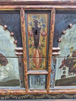 Komoda , malovana truhla, intarzovany pribornik - 20