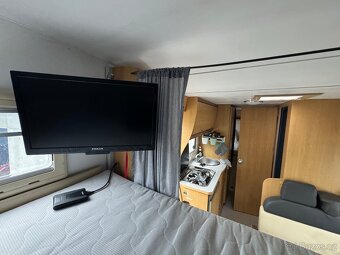 Obytný automobil Ford Transit - 20
