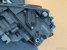 predni led svetla xenon skoda scala levy pravy - 20