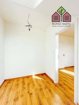 RD, dispozice 4+kk, plocha 160 m2, novostavba, garáž, zahrad - 20