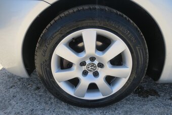 VOLKSWAGEN NEW BEEATLE CABRIOLET, 1.6i 75 kW, PĚKNÝ STAV - 20