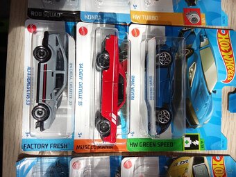 Hot wheels - 20