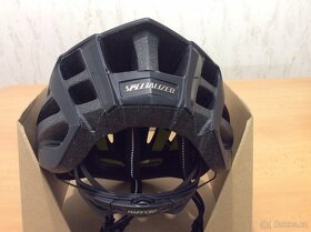 CYKLISTICKÁ HELMA SPECIALIZED ECHELON II  + VÝSTELKY - 20