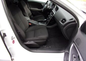 Volvo V40 2.0D288kW 225000KM AUTOMAT 1A nafta automat 88 kw - 20