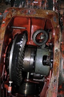 Zetor 8145 12045 12011 12111 12145 16145 diferenciál - 20